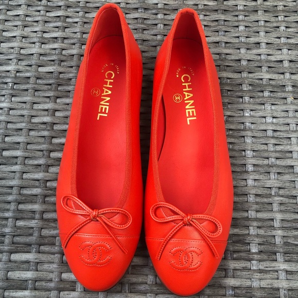 CHANEL Shoes - Neon Orange Lambskin Chanel Ballerina Flats NEW